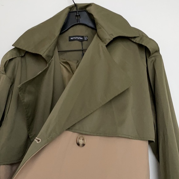 Coat - Picture 6 of 14